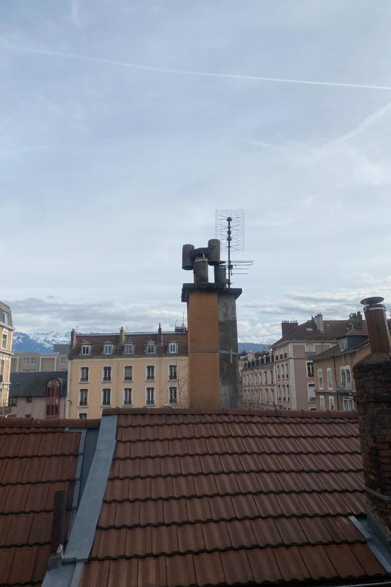 Bel Appartement Moderne Au Coeur De Grenoble Exterior foto
